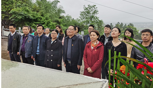 株洲市统计局机关第二支部赴攸县开展主题党日活动
