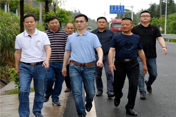 株洲交通事务中心调研城郊公路工作