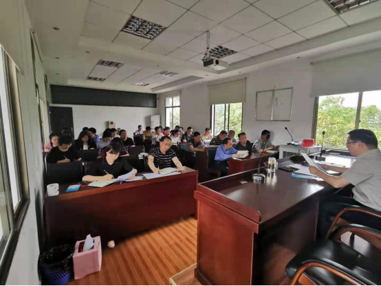 渌口区司法局推动学习教育向纵深发展