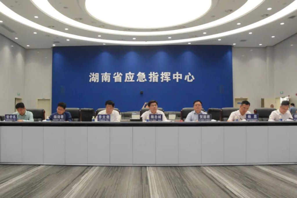 隋忠诚：紧绷安全弦 抓实抓细防汛工作