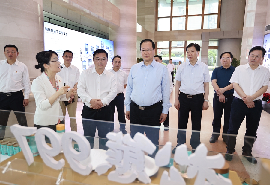 毛伟明在部分省属国有企业调研时强调：勇担“三高四新”战略实施的主力军