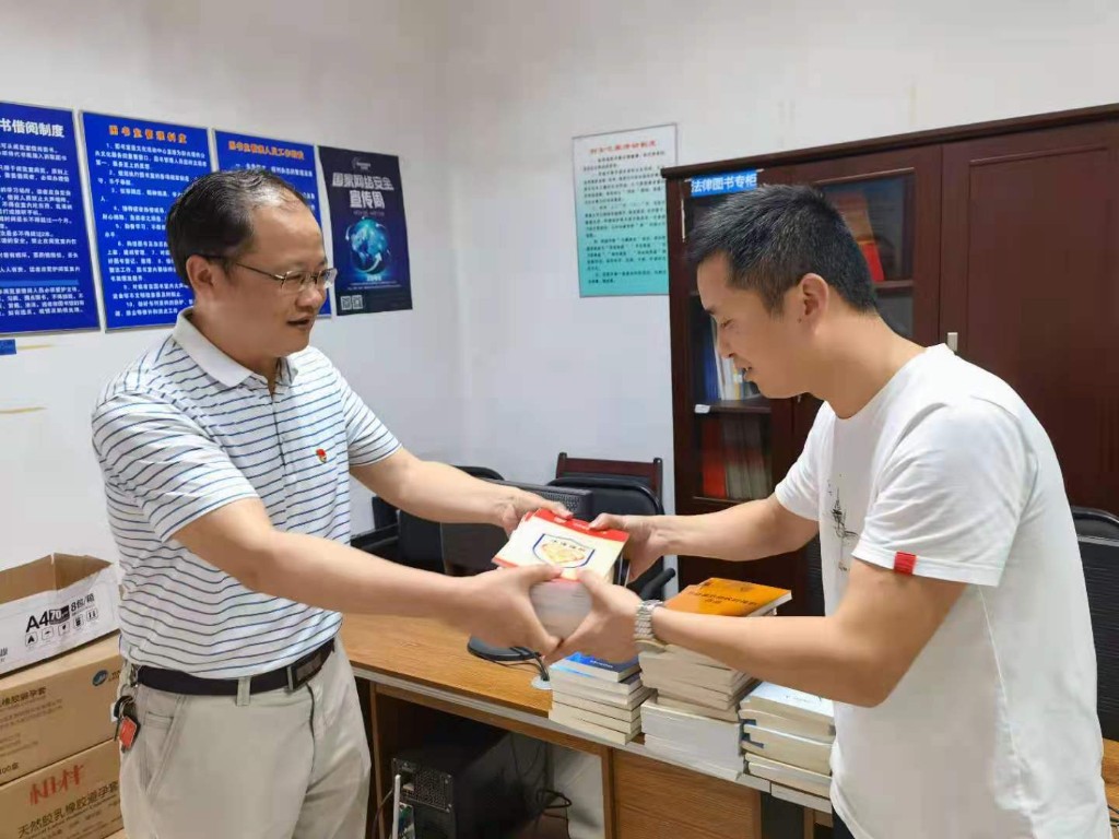 民生服务现真情——市司法局积极践行“我为群众办实事”活动