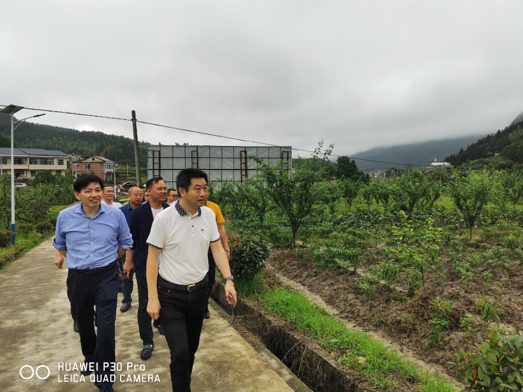 “中国传统村落”——西草坪村调研