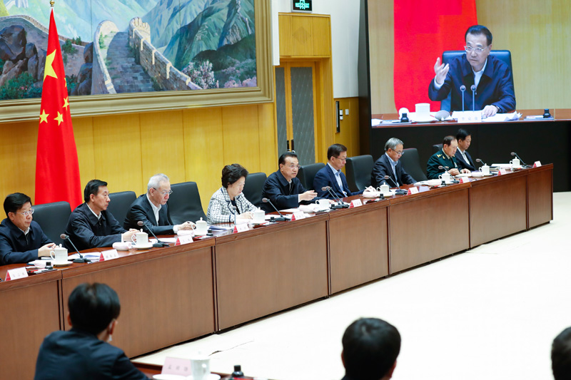 李克强在全国深化“放管服”改革着力培育和激发市场主体活力电视电话会议上强调 培育壮大市场主体 激发市场活力和社会创造力 持续推动我国经济稳中加固稳中向好 韩正主持