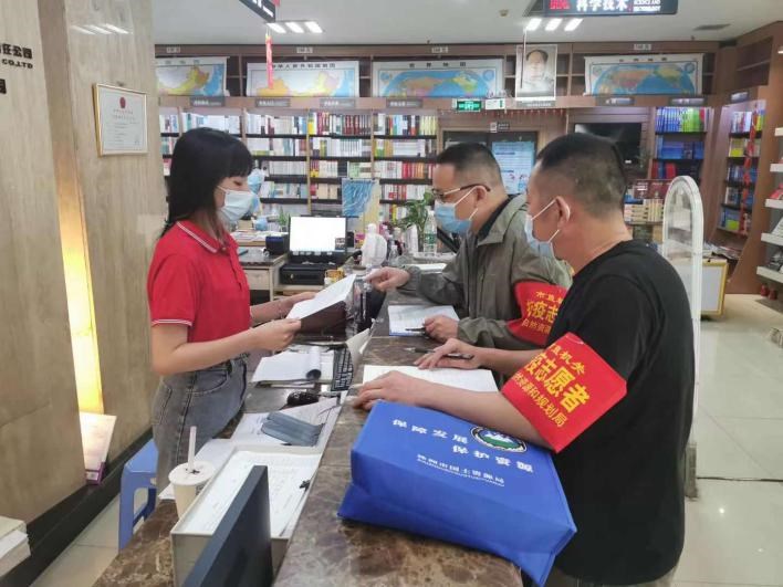 凝心聚力共筑社区疫情防控“黄金坝”