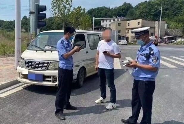 云龙交警大队：开展农村交通安全固本强基攻坚行动