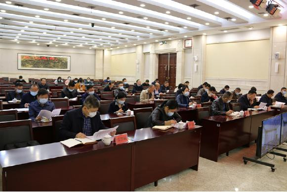 胡长春在全市乡村振兴重点工作视频调度会上强调
