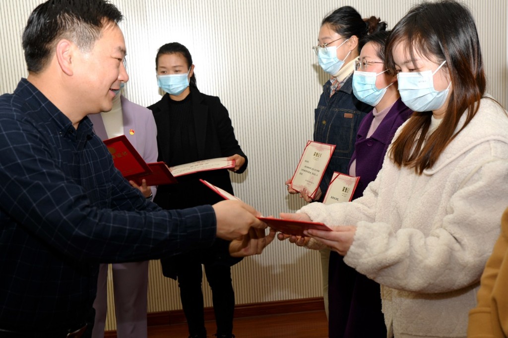 株洲市2021年网络文明传播工作座谈会 在市交通事务中心召开