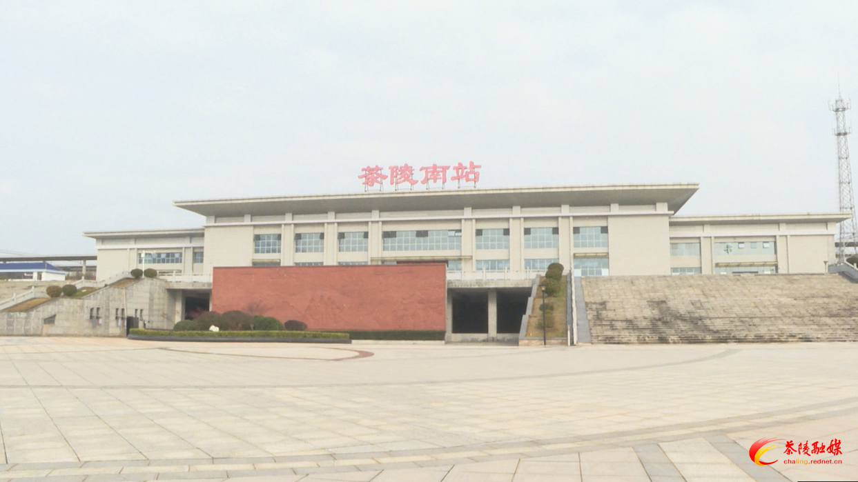 春运火车票开售 售票和退改签服务有改进