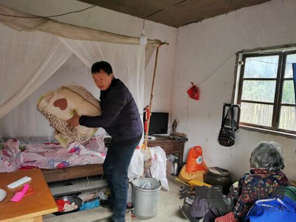 水口镇:助特困老人入住敬老院,托起幸福新生活