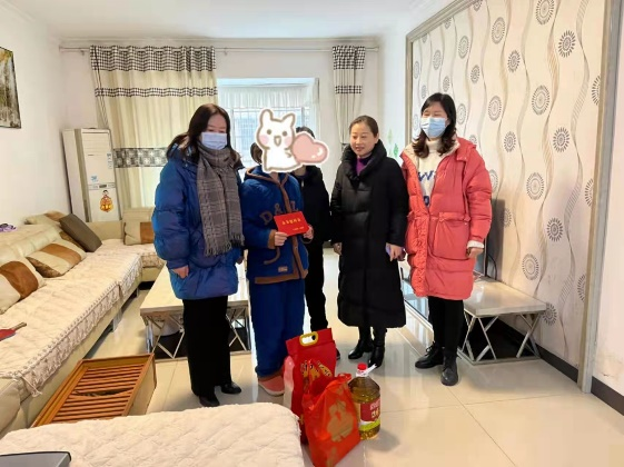 寒冬慰问困难儿童，真情关爱暖童心