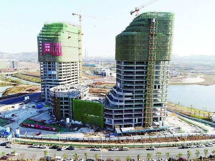 石峰区：产业项目建设热火朝天