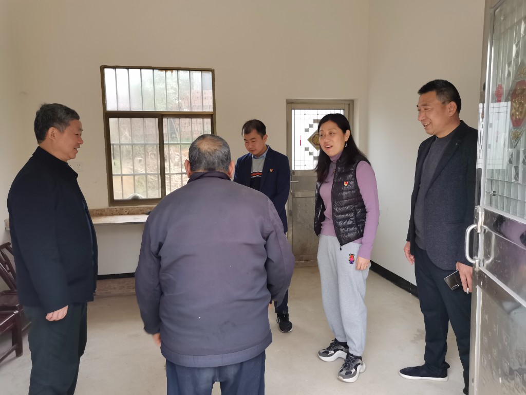 机关事务服务中心开展“3月5日学雷锋”敬老助老活动