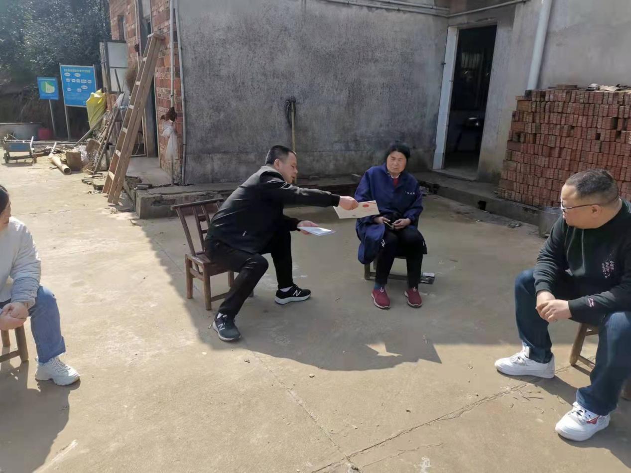 坚持动态巡查 严格耕地保护