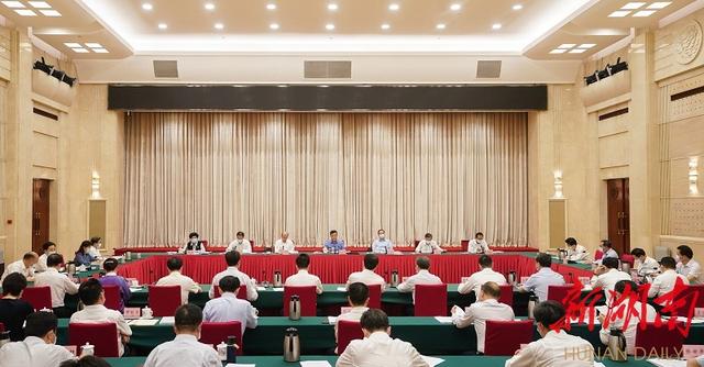 张庆伟主持召开省委实施乡村振兴战略领导小组2022年第一次全体会议