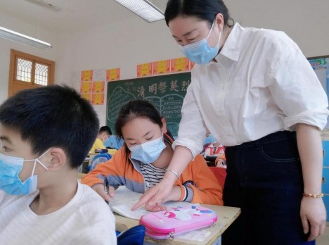 落实课后服务 彰显教育温度 ——天元区天元小学设置课后作业辅导班