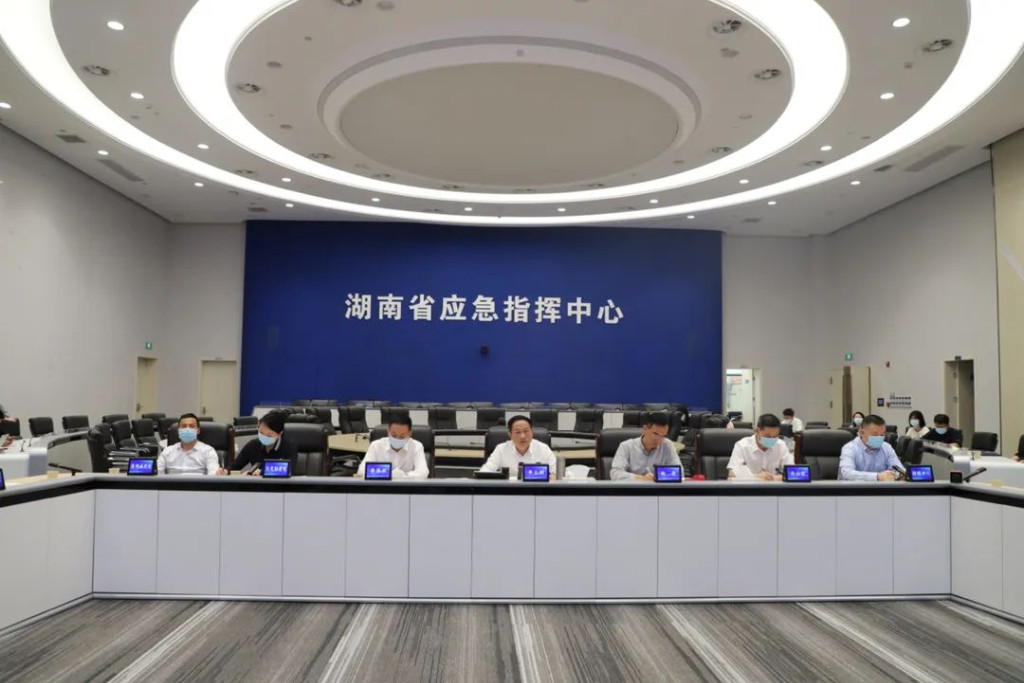 省森林防灭火会议强调：绷紧思想弦 织密防控网 有效防范较大及以上森林火灾