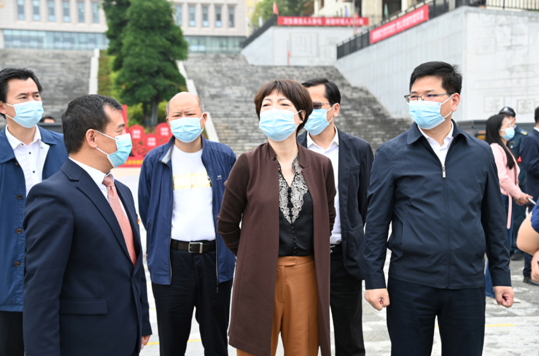 吴小月一行来株洲经开区调研