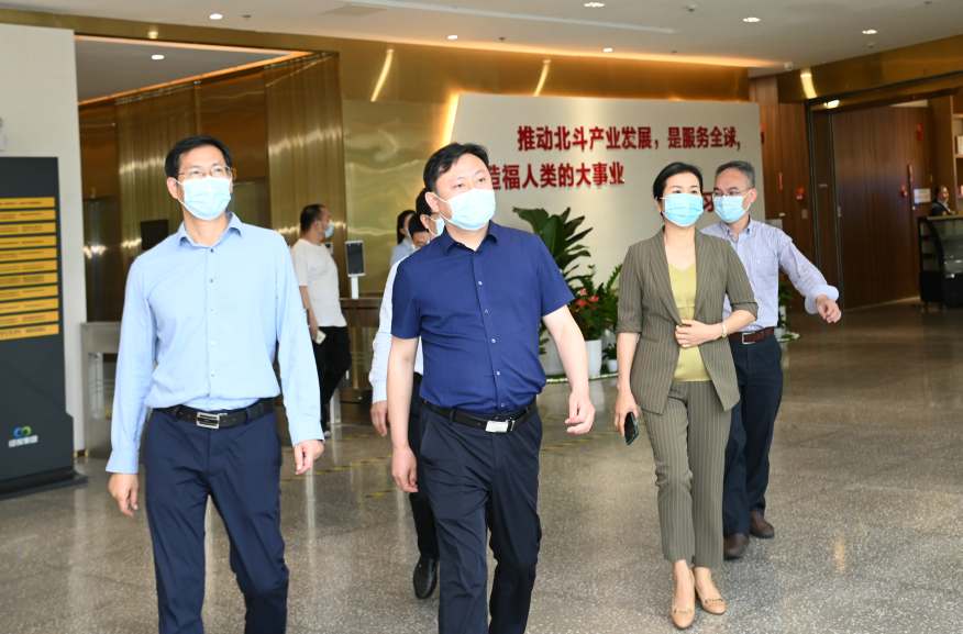 省委网信办调研株洲北斗产业园