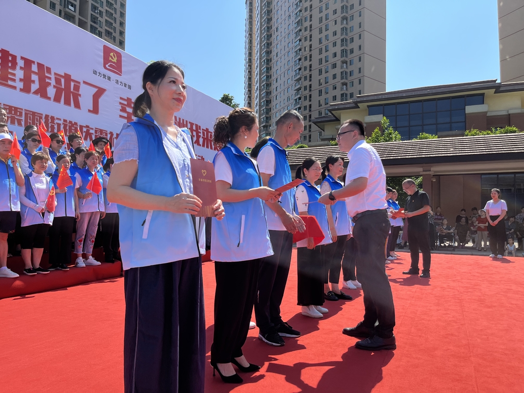 天元区广泛开展“文明创建我来了 幸福株洲我来建”系列活动