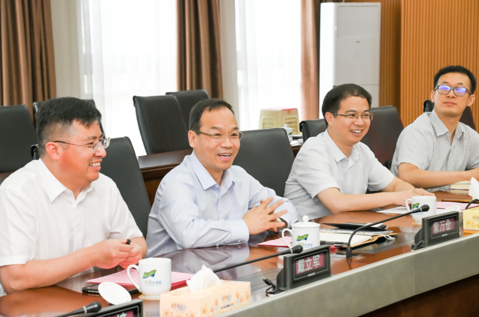 中核兴业总经理常万仓一行来我区考察洽谈项目