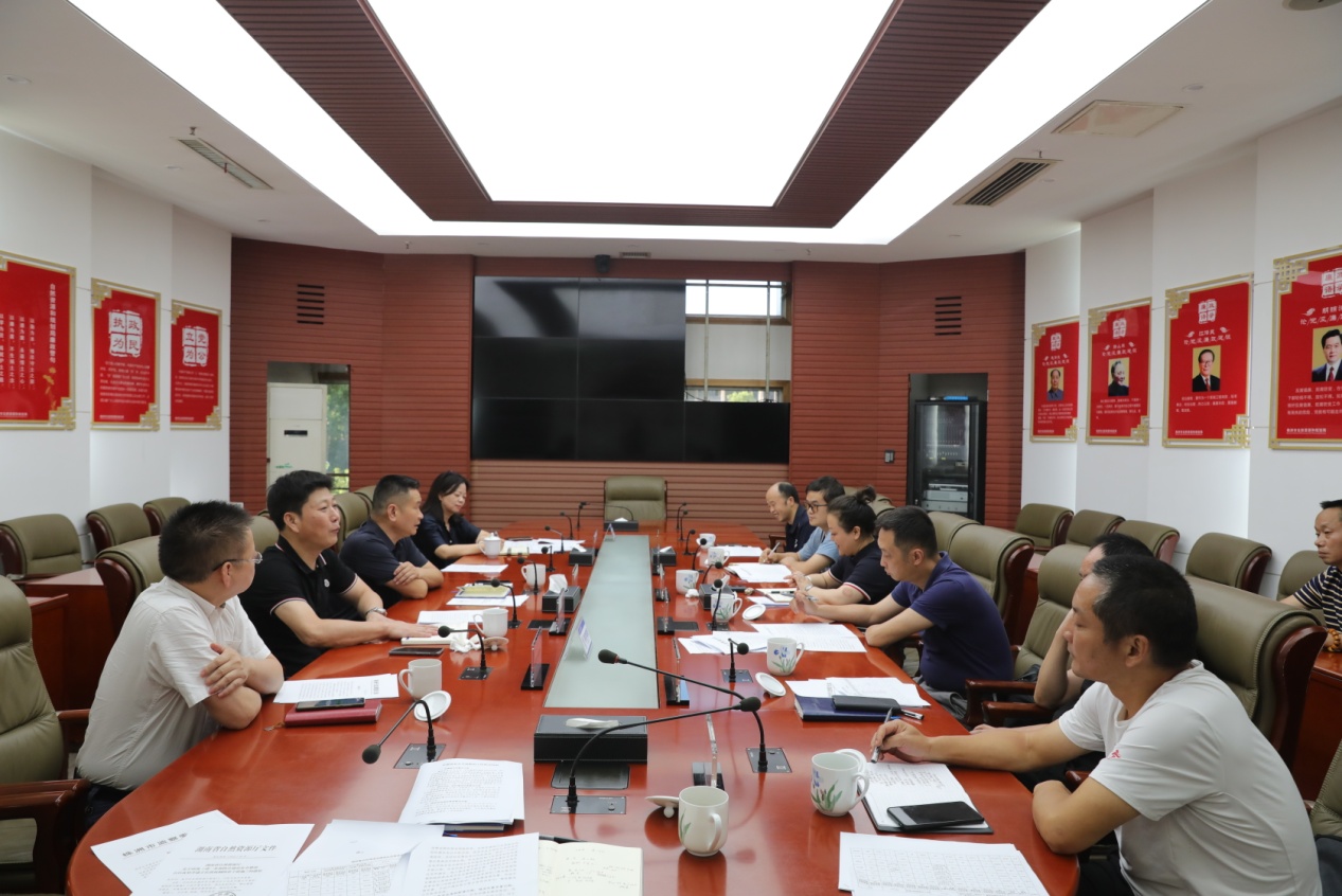 市资规局召开自建房安全专项整治工作及拆违保安百日攻坚行动调度会