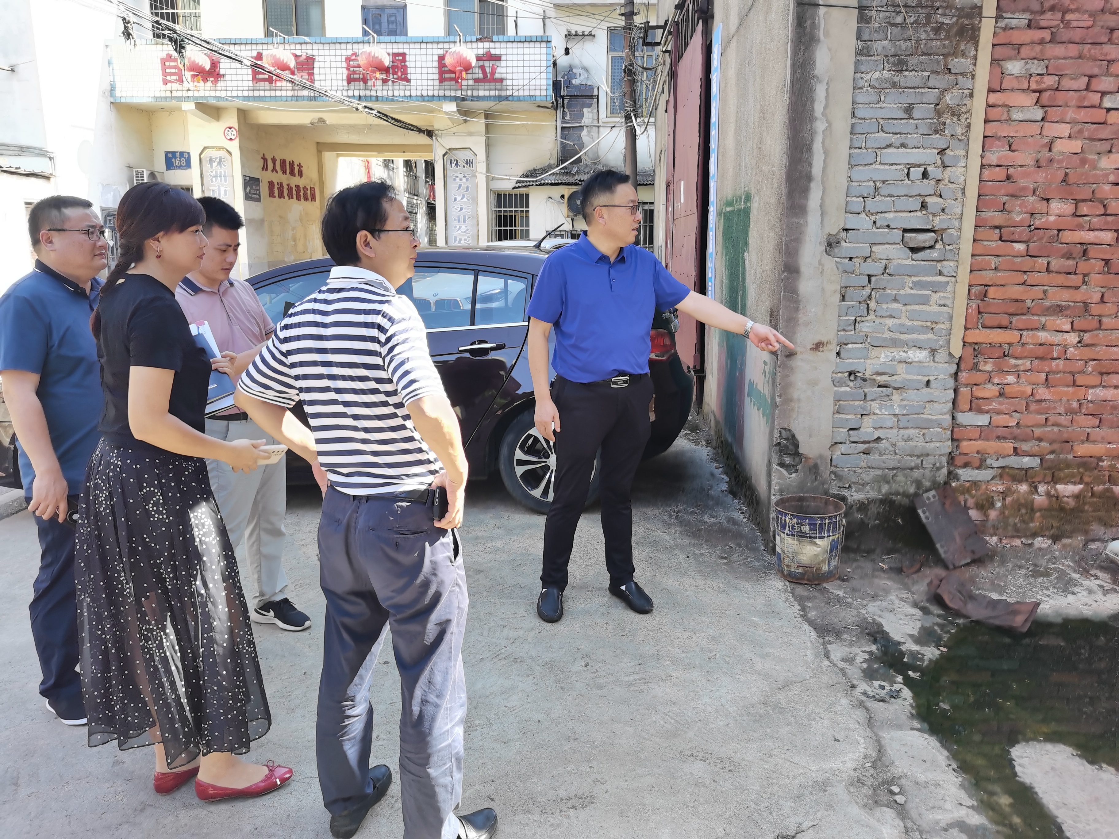 全力冲刺 凝聚创文攻坚合力——市资规局党组书记、局长徐业伟一行实地调研桠枝塘社区创文工作