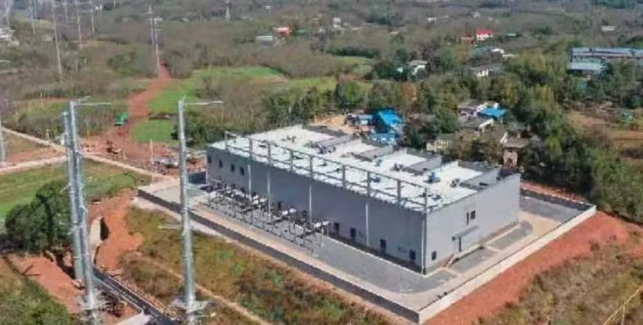 我区新建10千伏配电线路竣工送电