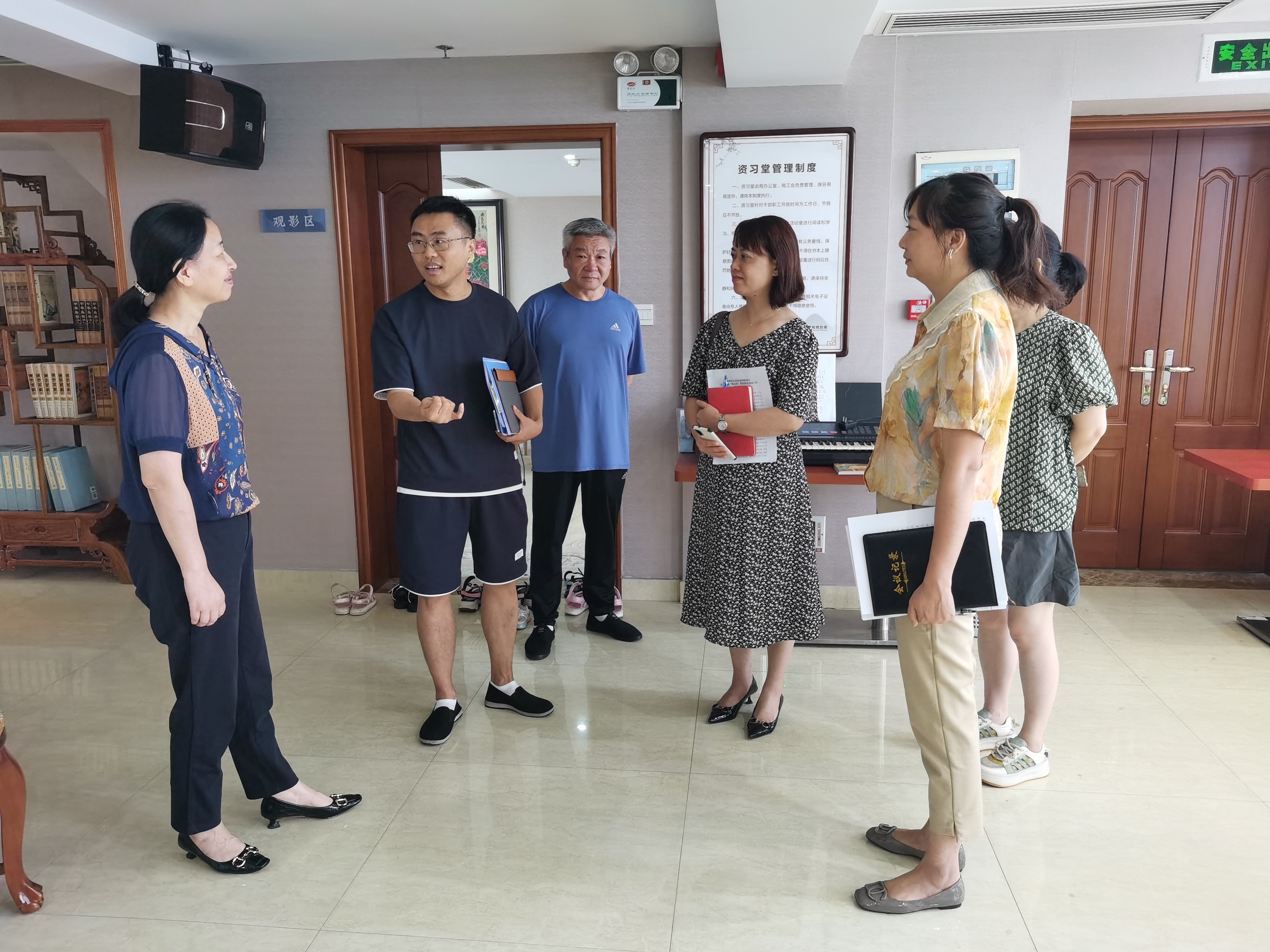 市妇联视察指导我局暑假托管工作