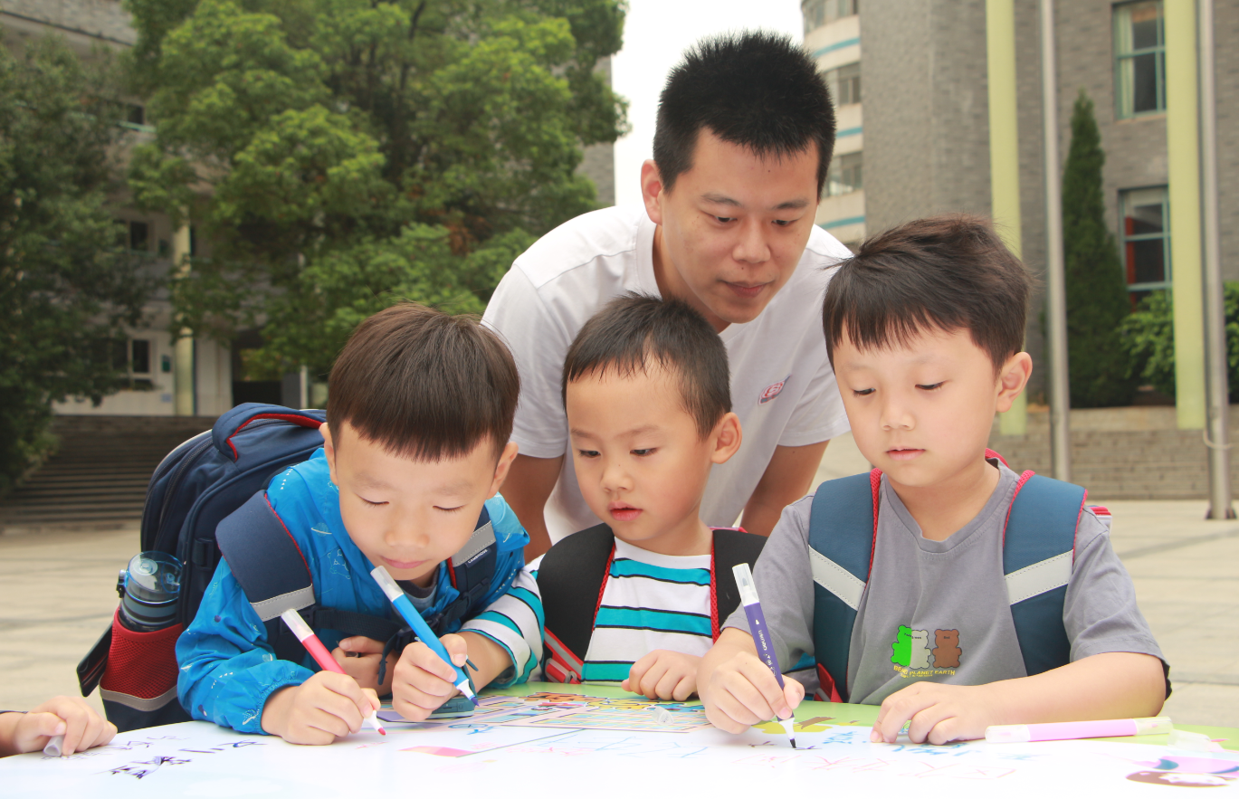 我们开学啦！“神兽”归笼，看天元区各学校“花式开学”→