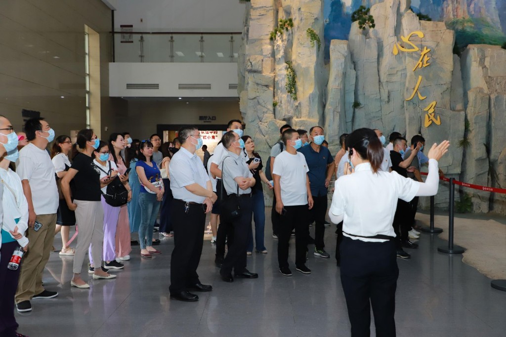 株洲市市场监管局开展 “喜迎二十大·永远跟党走”主题党日活动