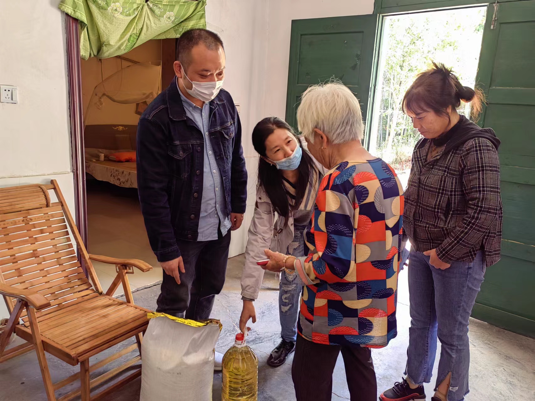助力乡村振兴、开展结对帮扶联系