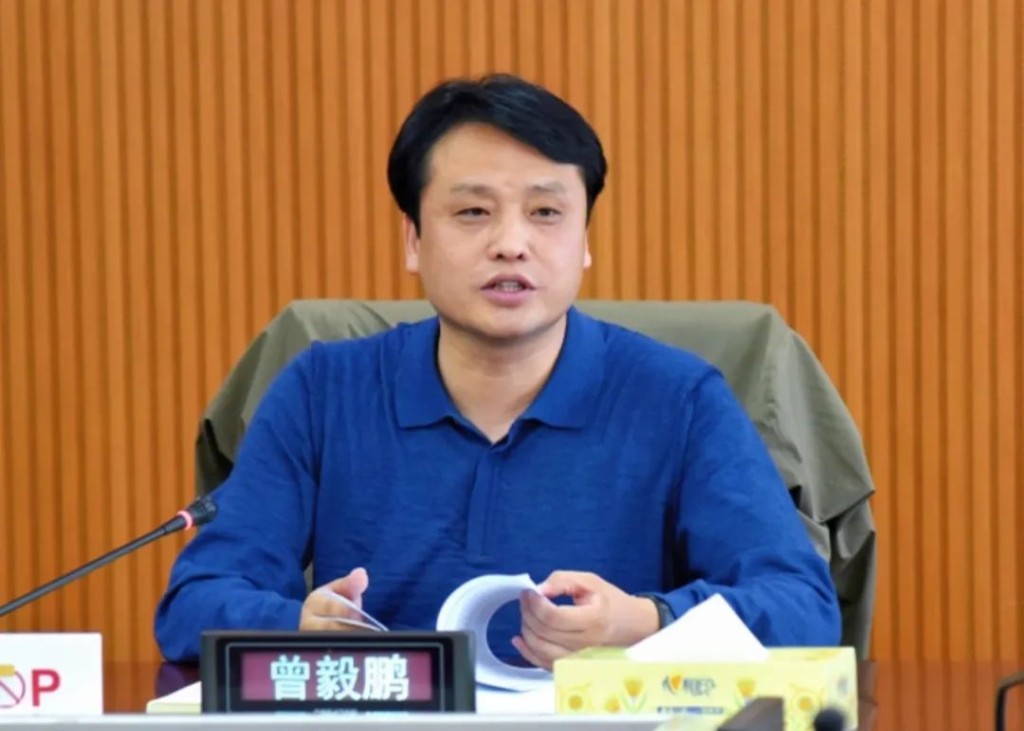 我区集中收看党的二十大开幕会盛况并深刻领会报告精神