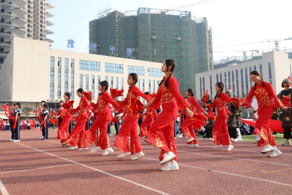 少年强，中国强！看天元区第22届中小学生运动会风采→