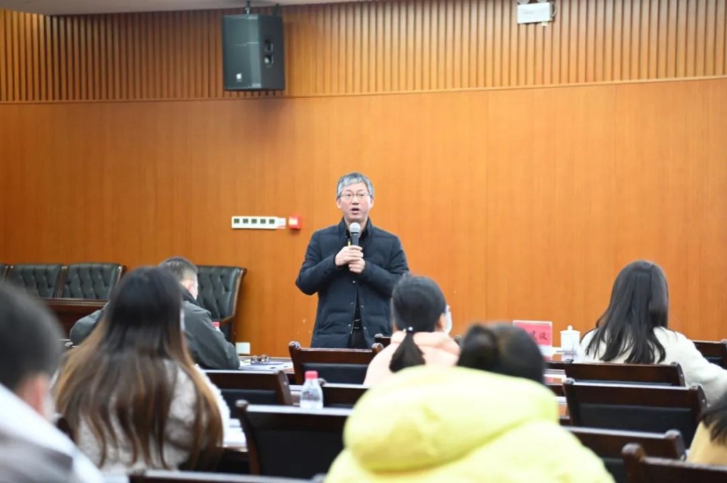 株洲经开区2022年招商工作人员培训班开班