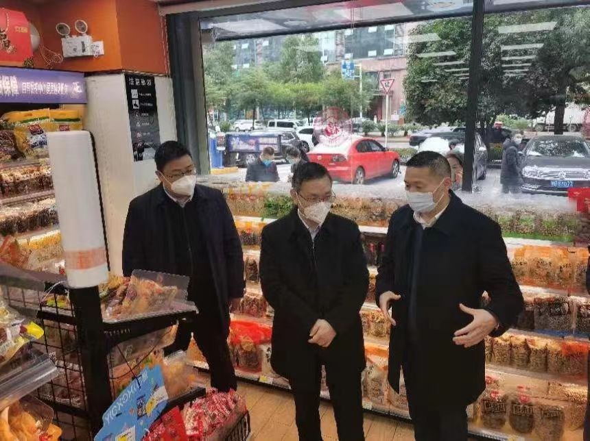 陈恢清开展落实食品安全“两个责任”督导