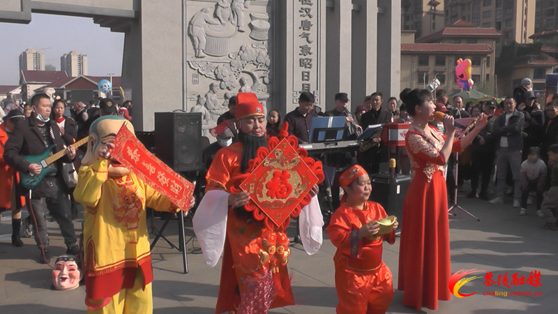 【幸福茶陵欢乐年】 志愿者公益演出贺新年 欢歌笑语迎新春