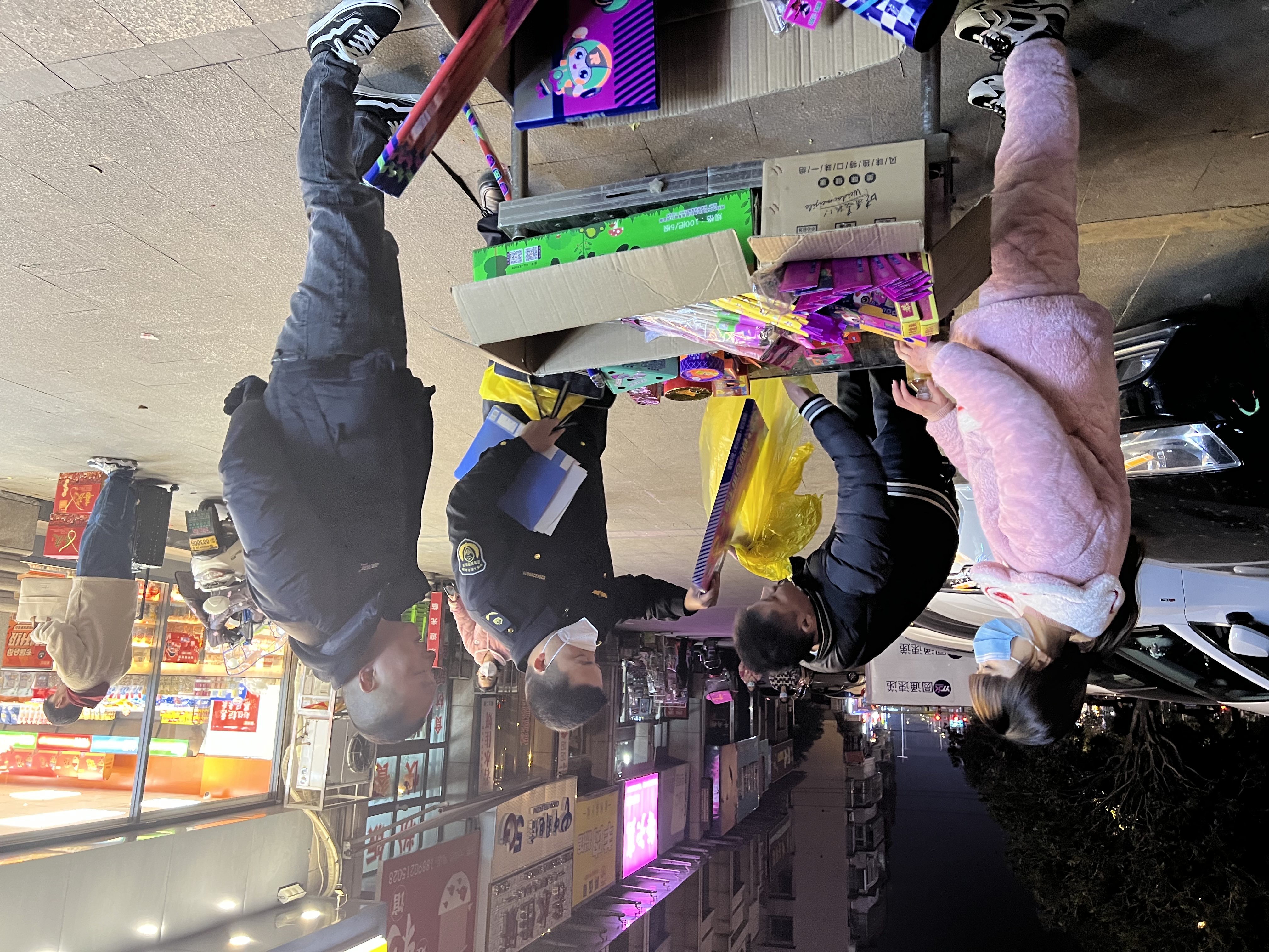 天元区应急管理局 开展烟花爆竹打非治违夜查行动