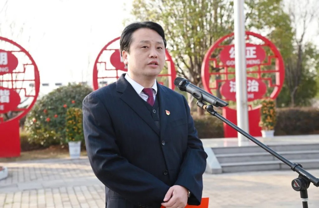 新年伊始，株洲经开区举行升国旗仪式