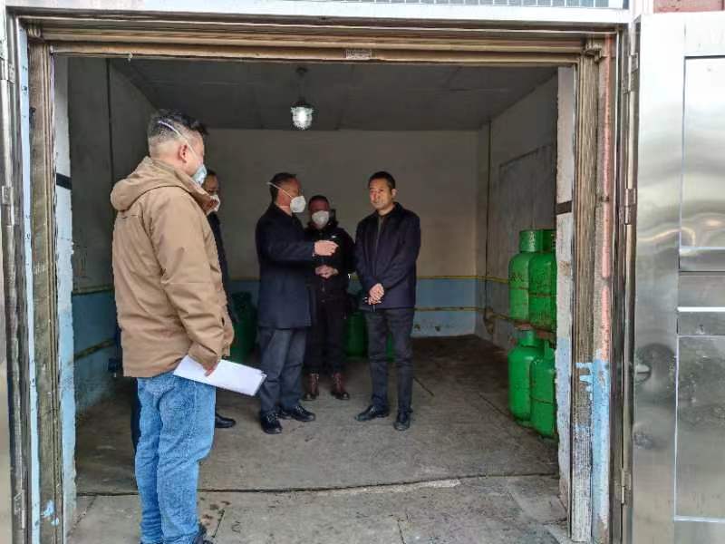 市住建局督查岁末年初安全生产