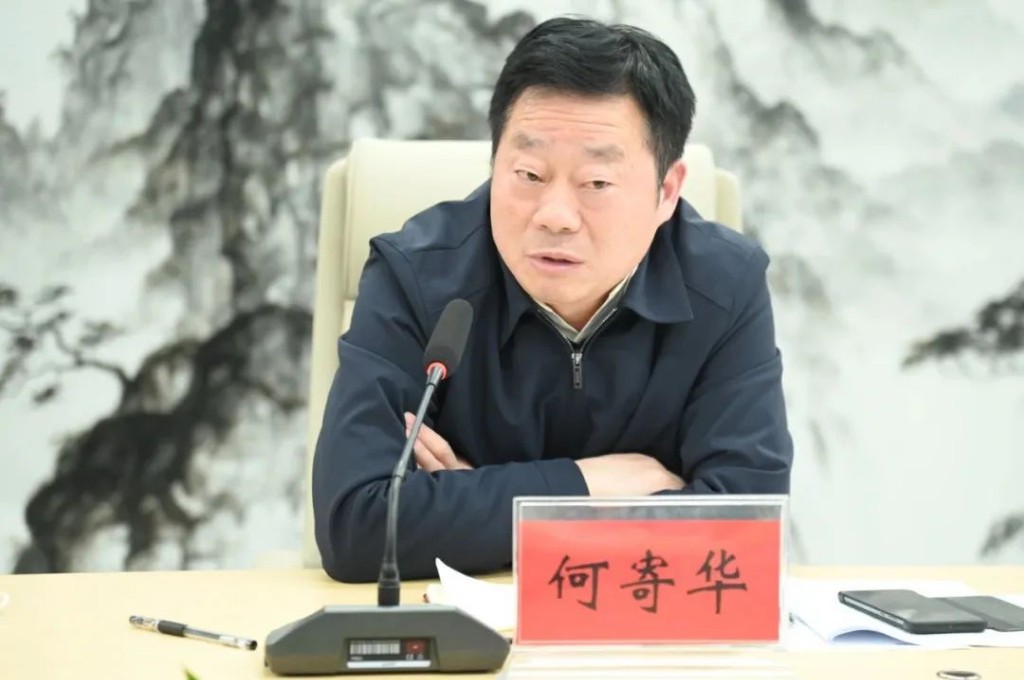省政协副主席何寄华率队来株洲经开区调研