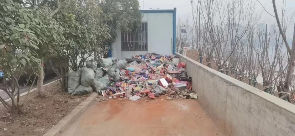天元区：节后不松劲河道巡查保洁忙