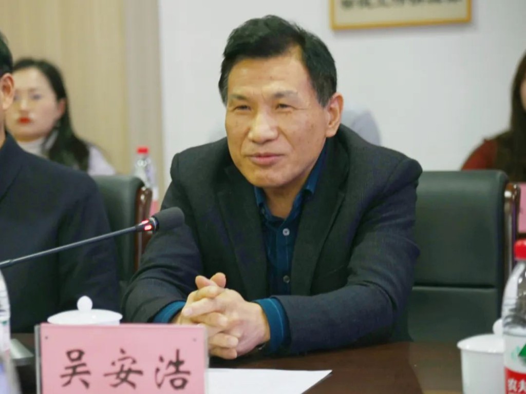 长郡云龙实验学校校长履新