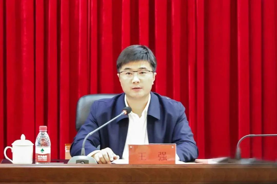 芦淞区召开自建房安全专项整治攻坚工作调度会