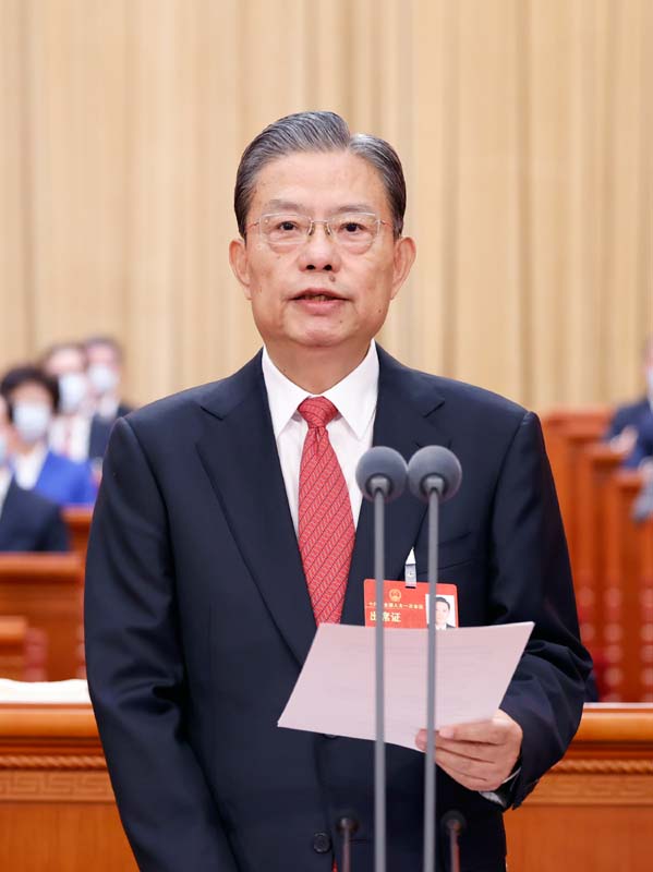 十四届全国人大一次会议在京闭幕