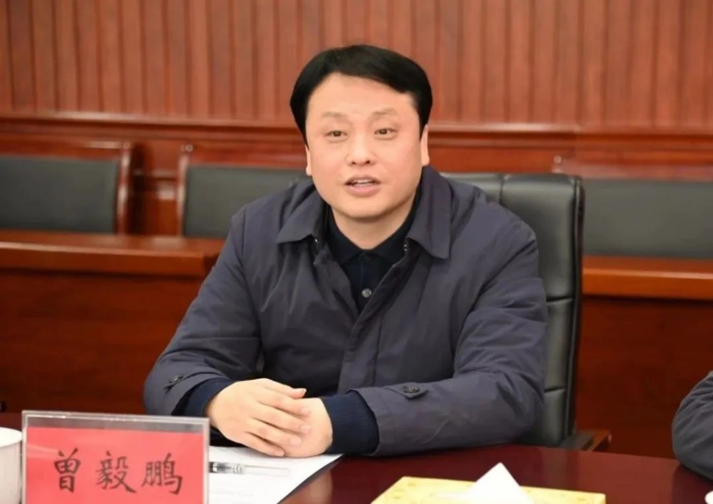 邵阳经开区范志锋一行来株洲经开区考察交流