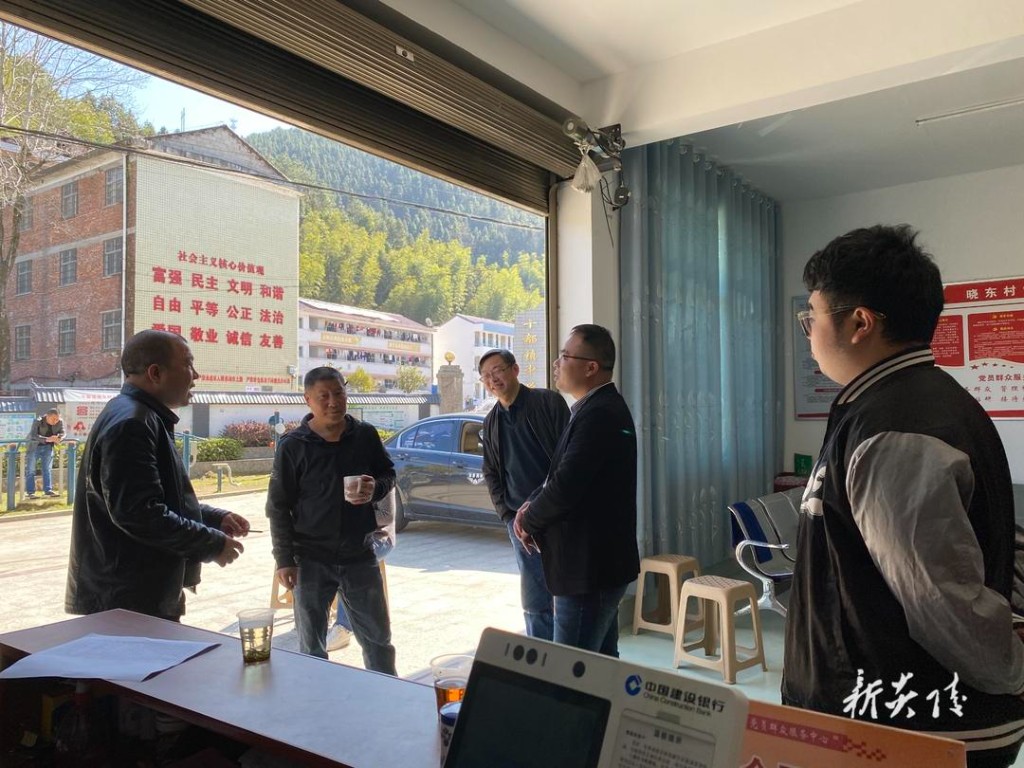 县统计局开展住户调查走访调研