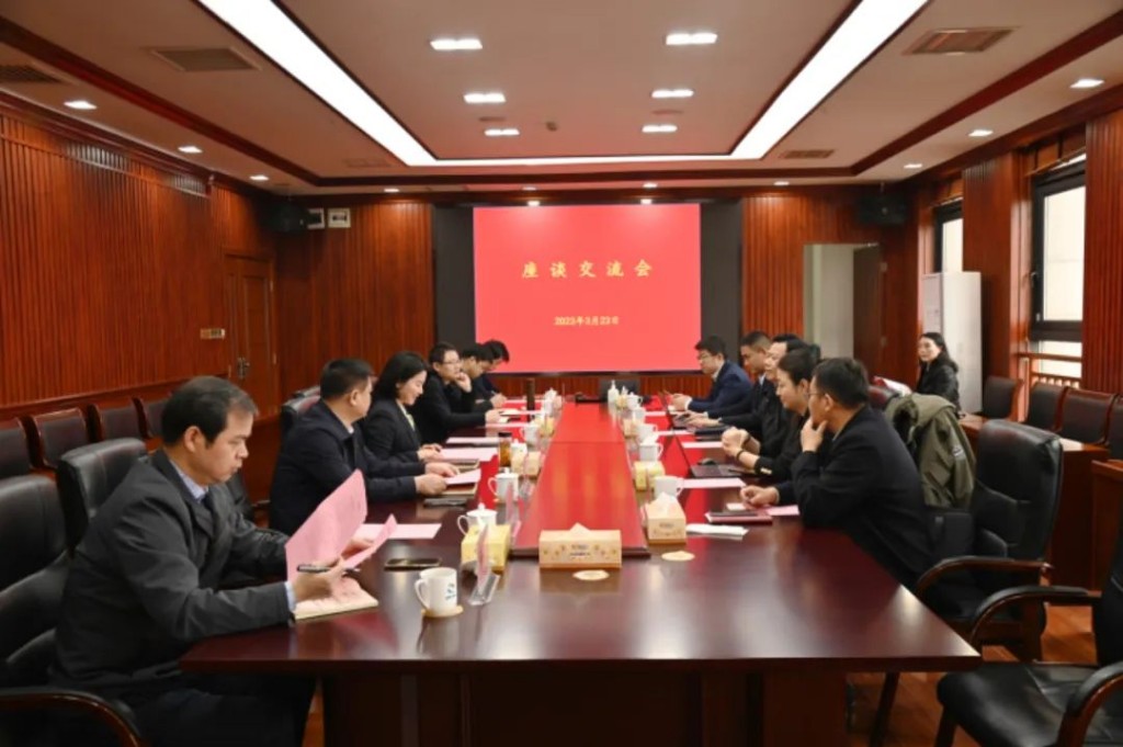 国科科仪赵旭一行来株洲经开区考察交流
