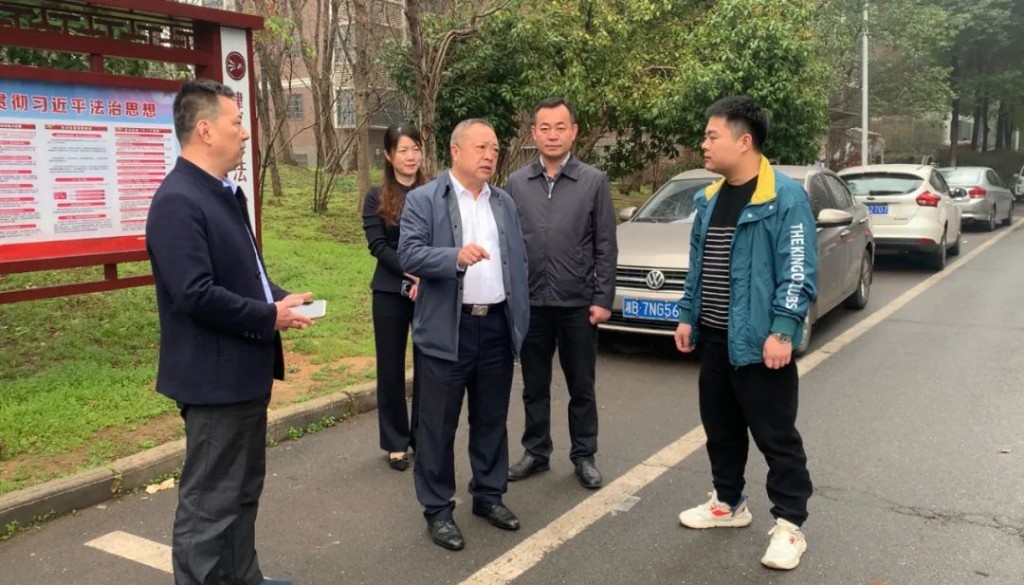 曹跃良到荷塘区、石峰区督导调研司法行政工作