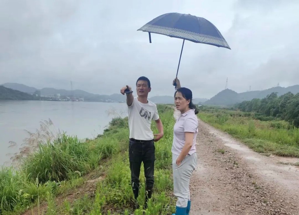 【作风建设年】防汛进行时！南洲镇全力以赴做好防汛抢险工作